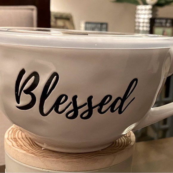 Blessed Stoneware Soup Mug with Vented Cover, NWT - Picture 2 of 4